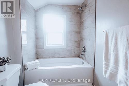 196 Graham Street, Woodstock, ON - Indoor Photo Showing Bathroom