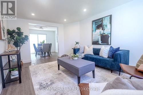 196 Graham Street, Woodstock, ON - Indoor Photo Showing Living Room