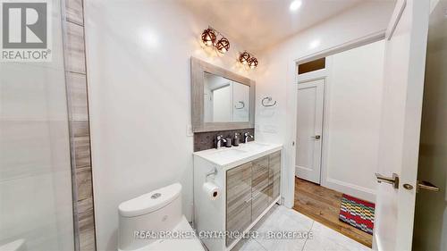 #1 & 2 - 31 Lynch Road, Toronto, ON - Indoor Photo Showing Bathroom