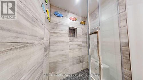 #1 & 2 - 31 Lynch Road, Toronto, ON - Indoor Photo Showing Bathroom