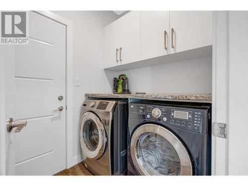 8752 Palmer Place, Summerland, BC - Indoor Photo Showing Laundry Room