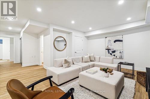 365B Roehampton Avenue, Toronto, ON - Indoor Photo Showing Living Room