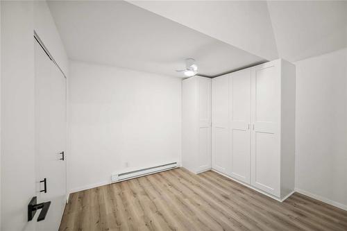 110 70 Maryland Street, Winnipeg, MB - Indoor Photo Showing Other Room