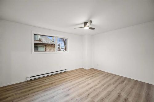 110 70 Maryland Street, Winnipeg, MB - Indoor Photo Showing Other Room