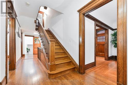 6 Lyall Avenue, Toronto, ON - Indoor Photo Showing Other Room