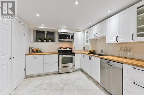 6 Lyall Avenue, Toronto, ON - Indoor Photo Showing Kitchen With Double Sink