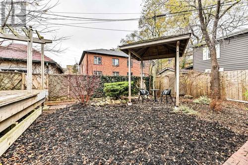 6 Lyall Avenue, Toronto, ON - Outdoor