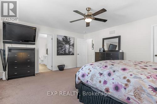 182 Binhaven Boulevard, Hamilton, ON - Indoor Photo Showing Bedroom