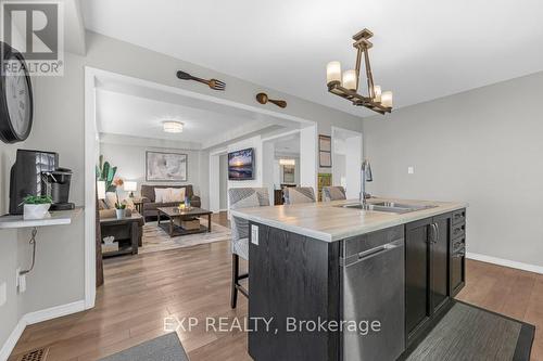 182 Binhaven Boulevard, Hamilton, ON - Indoor Photo Showing Kitchen With Double Sink