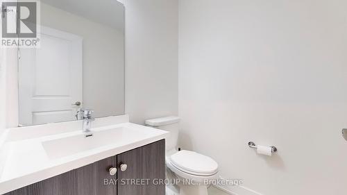 173 Badgerow Way, Aurora, ON - Indoor Photo Showing Bathroom