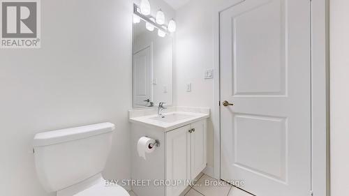 173 Badgerow Way, Aurora, ON - Indoor Photo Showing Bathroom