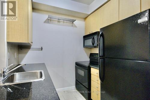 306 - 4978 Yonge Street, Toronto, ON - Indoor Photo Showing Kitchen With Double Sink