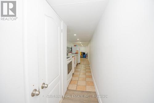 23 Lyndhurst Street, Hamilton, ON - Indoor Photo Showing Other Room