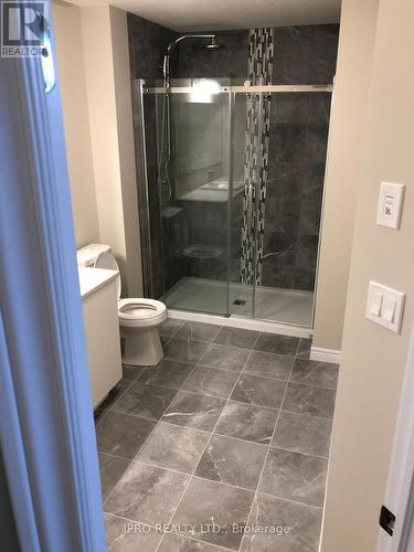 104 - 333 Gosling Gardens, Guelph, ON - Indoor Photo Showing Bathroom