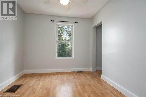 28 Beale Street, Woodstock, ON - Indoor Photo Showing Other Room