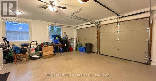 19 Crabtree Avenue, London, ON - Indoor Photo Showing Garage