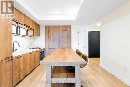 1221 - 505 Richmond Street W, Toronto, ON - Indoor Photo Showing Kitchen