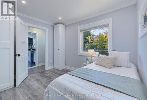 900 Henry Street, Whitby, ON - Indoor Photo Showing Bedroom