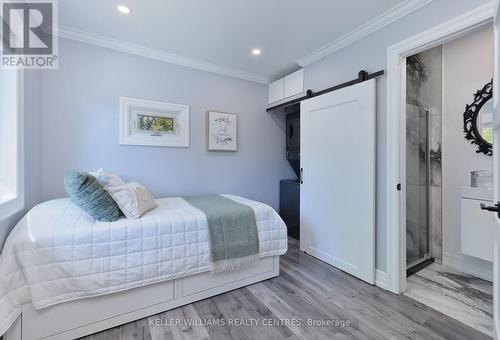 900 Henry Street, Whitby, ON - Indoor Photo Showing Bedroom