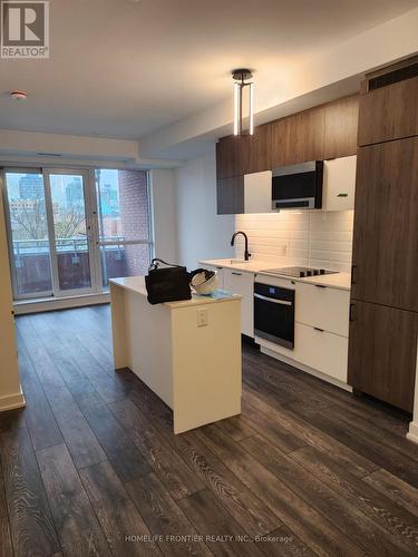 219 - 8888 Yonge Street, Richmond Hill, ON - Indoor Photo Showing Kitchen