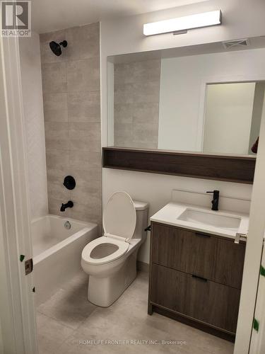 219 - 8888 Yonge Street, Richmond Hill, ON - Indoor Photo Showing Bathroom