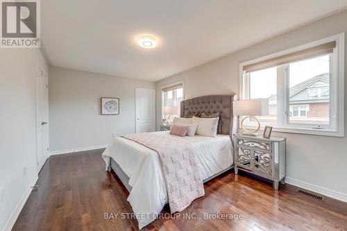 22 Dairy Avenue, Richmond Hill, ON - Indoor Photo Showing Bedroom