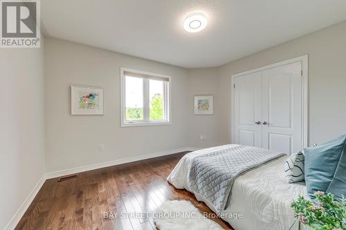 22 Dairy Avenue, Richmond Hill, ON - Indoor Photo Showing Bedroom