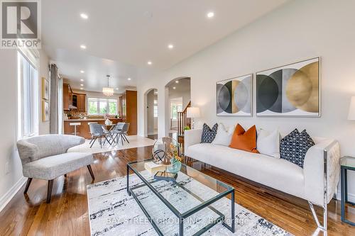 22 Dairy Avenue, Richmond Hill, ON - Indoor Photo Showing Living Room