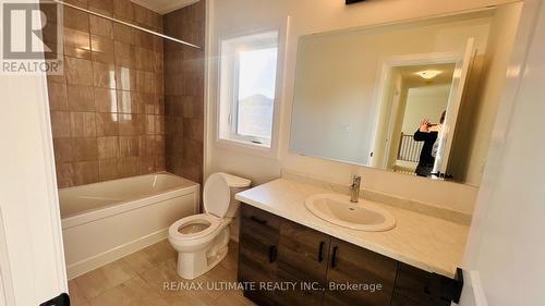 70 Shaded Creek Drive, Kitchener, ON - Indoor Photo Showing Bathroom