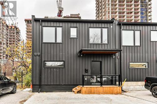 Lane - 995 Dufferin Street, Toronto, ON - Outdoor