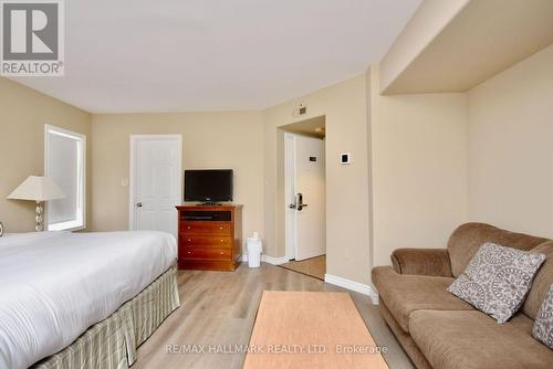 2014/15 - 90 Highland Drive, Oro-Medonte, ON - Indoor Photo Showing Bedroom