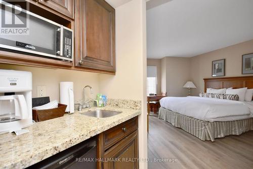 2014/15 - 90 Highland Drive, Oro-Medonte, ON - Indoor Photo Showing Bedroom