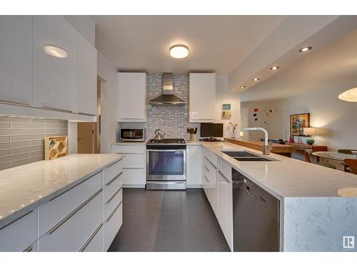 8936 143 St Nw, Edmonton, AB - Indoor Photo Showing Kitchen With Double Sink With Upgraded Kitchen