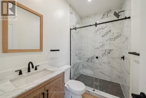 24 Market Street, Georgina, ON - Indoor Photo Showing Bathroom