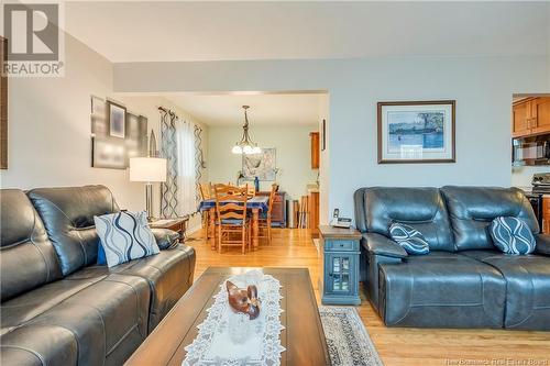 141 Second Avenue, Moncton, NB - Indoor Photo Showing Living Room