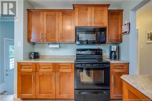 141 Second Avenue, Moncton, NB - Indoor Photo Showing Kitchen