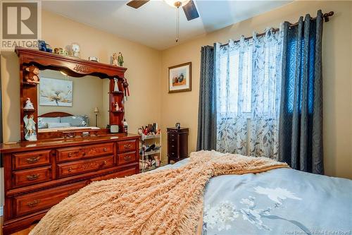 141 Second Avenue, Moncton, NB - Indoor Photo Showing Bedroom