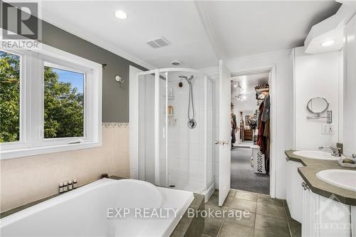 1375 County 18 Road, Prescott And Russell, ON - Indoor Photo Showing Bathroom