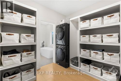 20379 Eigg Road, North Glengarry, ON - Indoor Photo Showing Laundry Room