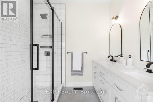 20379 Eigg Road, North Glengarry, ON - Indoor Photo Showing Bathroom