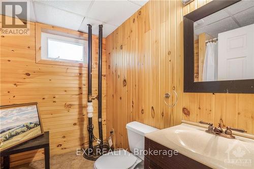 3785 34, Champlain, ON - Indoor Photo Showing Bathroom