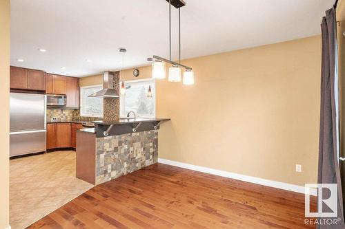 9407 74 St Nw, Edmonton, AB - Indoor Photo Showing Kitchen