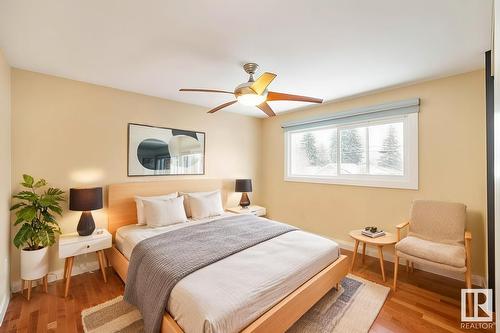 9407 74 St Nw, Edmonton, AB - Indoor Photo Showing Bedroom