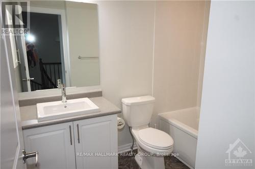 223 Overberg Way, Ottawa, ON - Indoor Photo Showing Bathroom