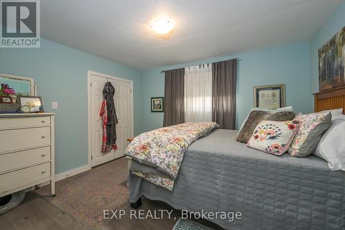 1467 Mclarenwood Terrace, London, ON - Indoor Photo Showing Bedroom