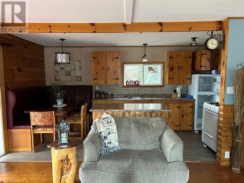 1 Murray Pond, Howley, NL - Indoor Photo Showing Living Room