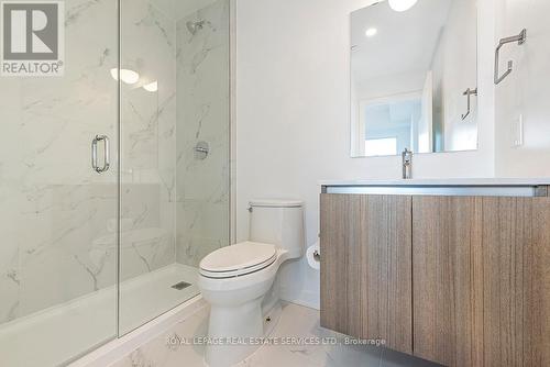 306 - 395 Dundas Street W, Oakville, ON - Indoor Photo Showing Bathroom