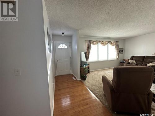 11 King Crescent, Humboldt, SK - Indoor