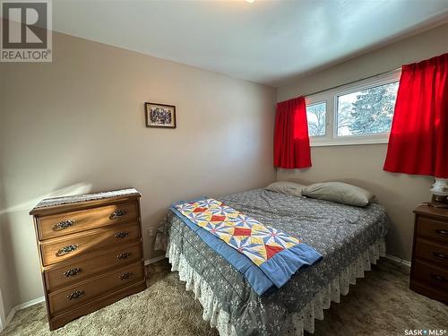 11 King Crescent, Humboldt, SK - Indoor Photo Showing Bedroom