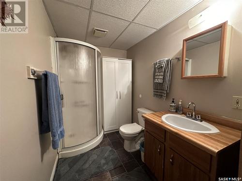 11 King Crescent, Humboldt, SK - Indoor Photo Showing Bathroom